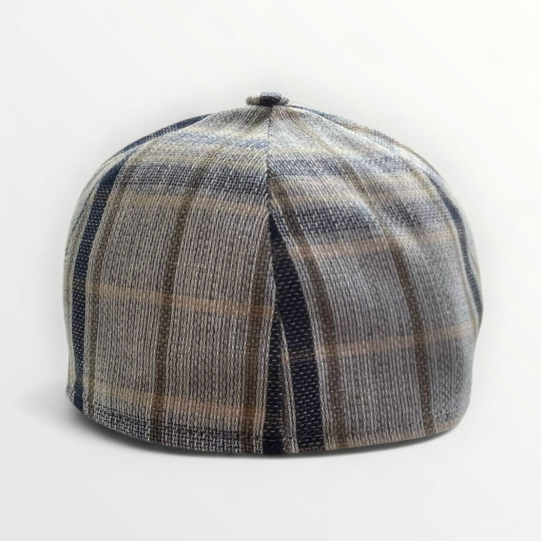 Sbarià Naxos baseball cap featuring a classic design, adjustable strap, and breathable fabric for comfortable everyday wear.