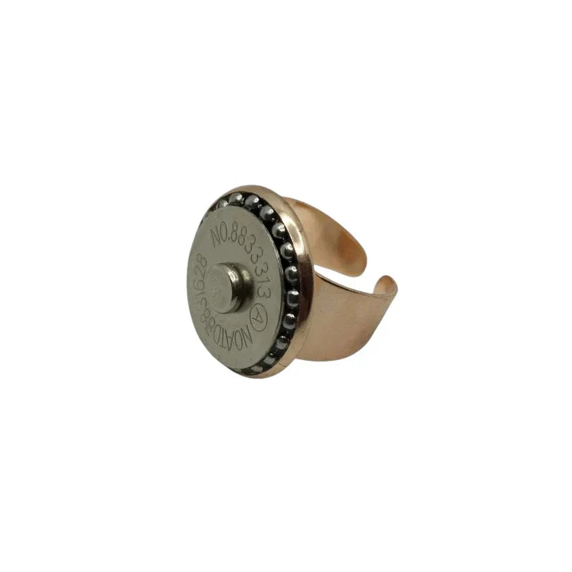Rose gold magnetic clasp ring from Claudia De Rosa Jewelry, featuring a stylish and elegant design with a secure magnetic closure.