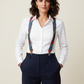 Bretella Paisley artigianale Made in Italy – Sbarià – Modella donna con camicia bianca