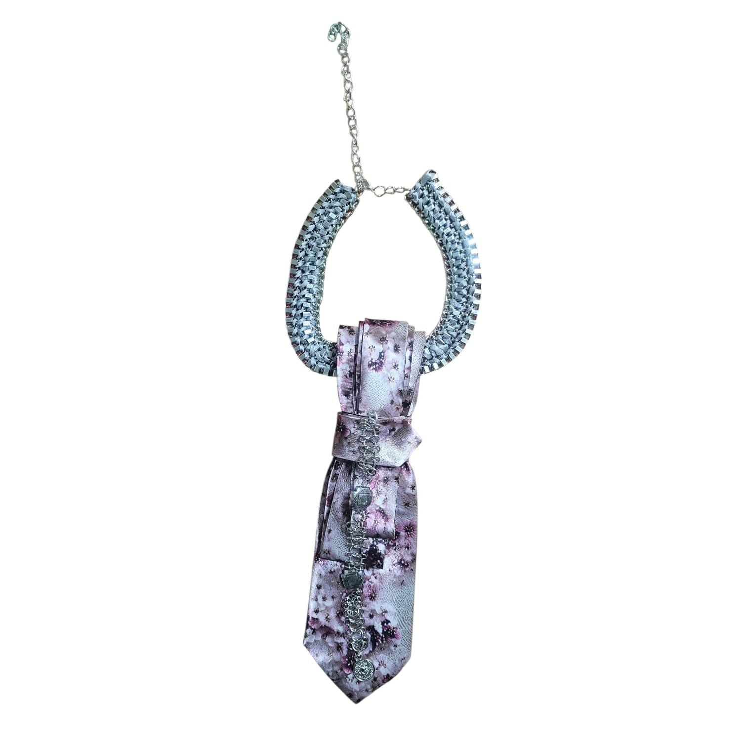 Claudia De Rosa Jewelry Cravatta Gioiello Cherry Blossom featuring elegant floral design on a luxurious tie accessory.