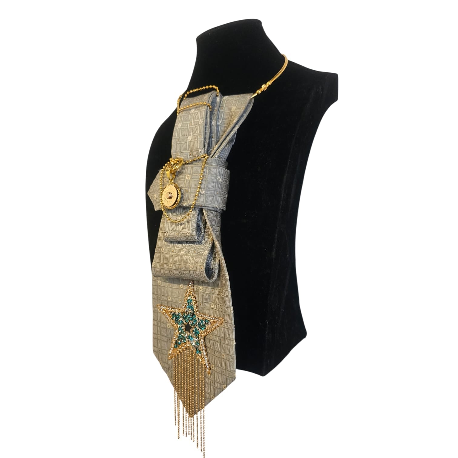 Shiny Star magnetic tie by Claudia De Rosa Jewelry displayed on a mannequin's left side. Elegant and stylish accessory.