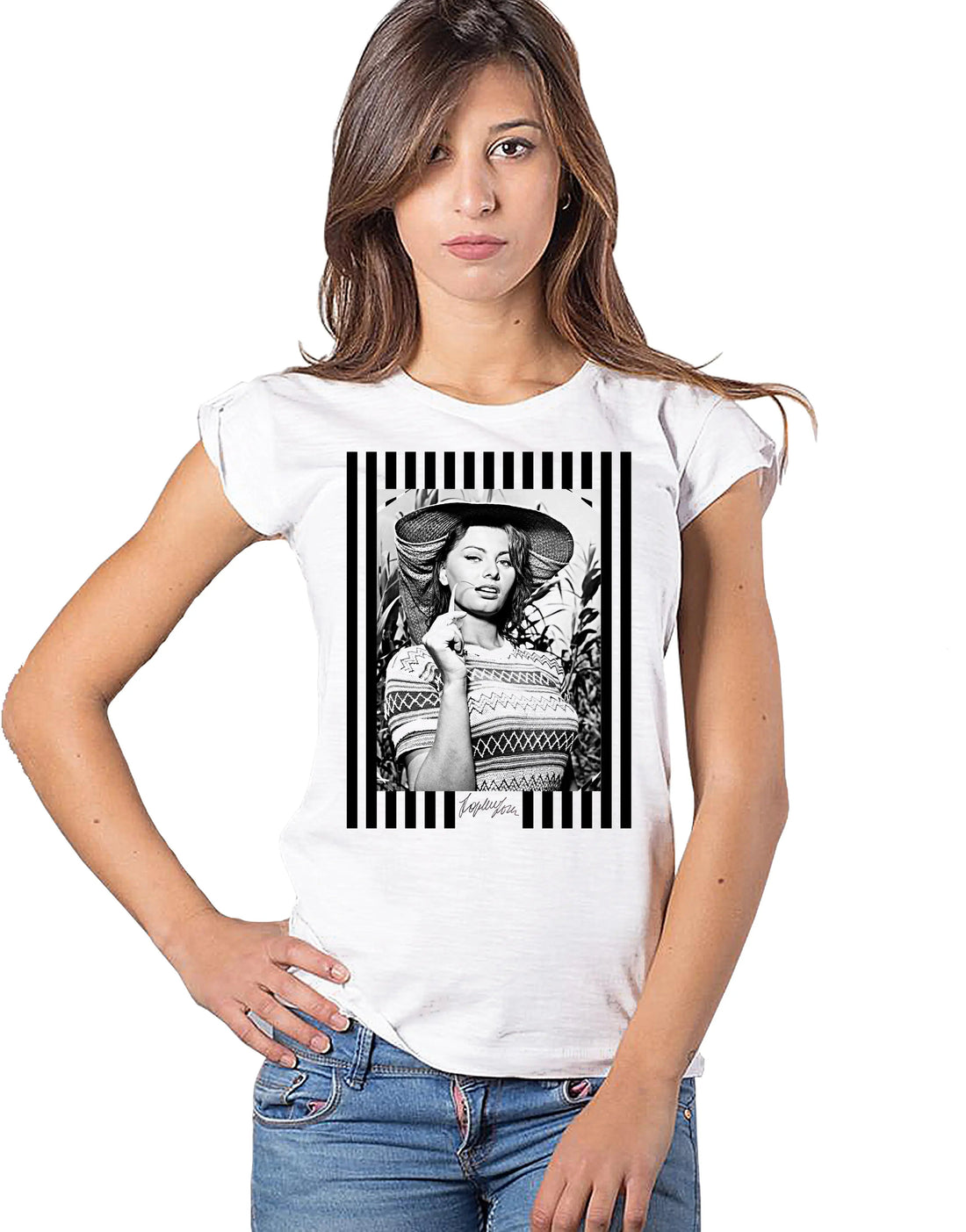 Donna urban slub T-shirt from STREET STYLE The Legend collection featuring Loren Sophia cinema-inspired graphic design.