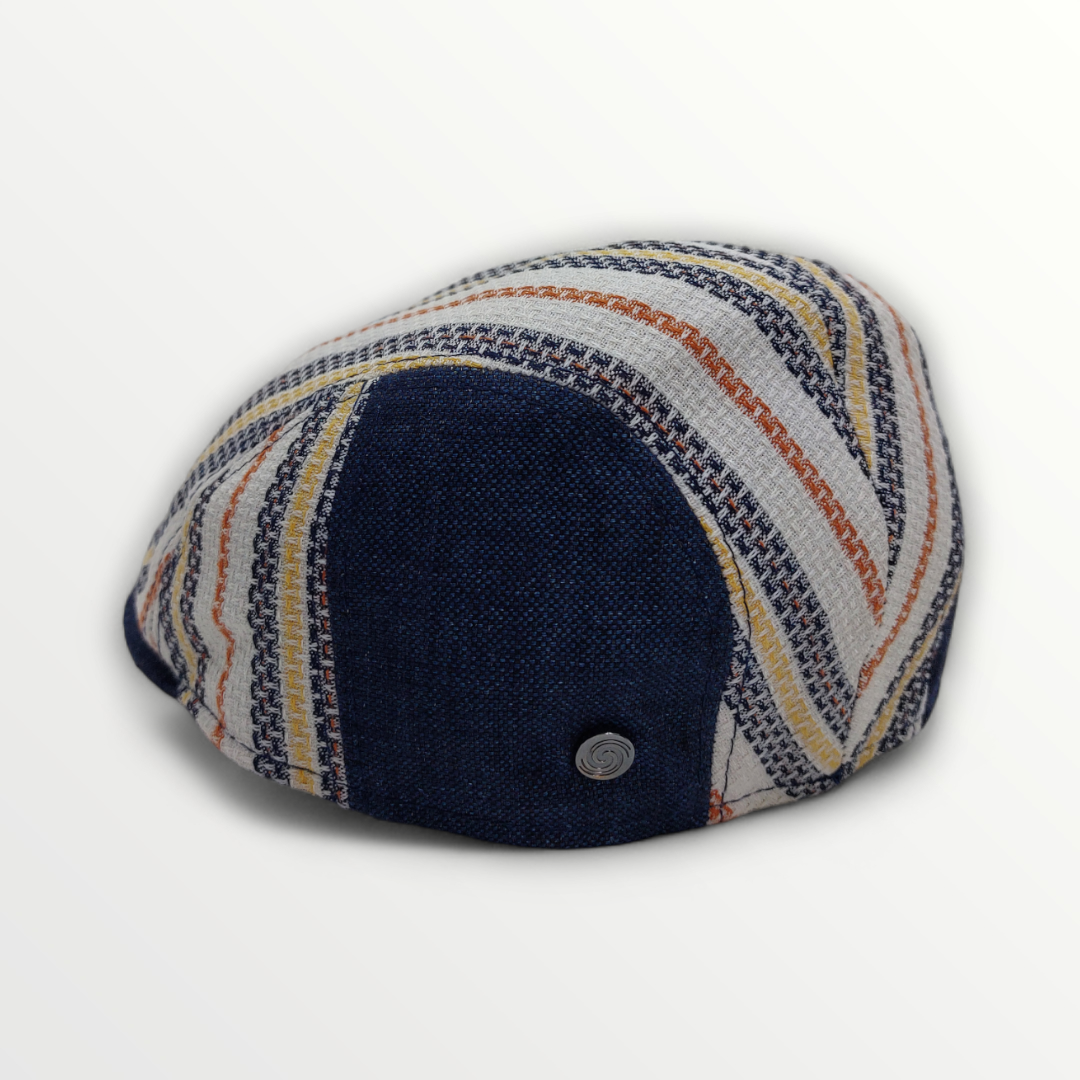 Light-colored Coppola hat made of linen and cotton from Primavera/Estate, shown on a plain background.