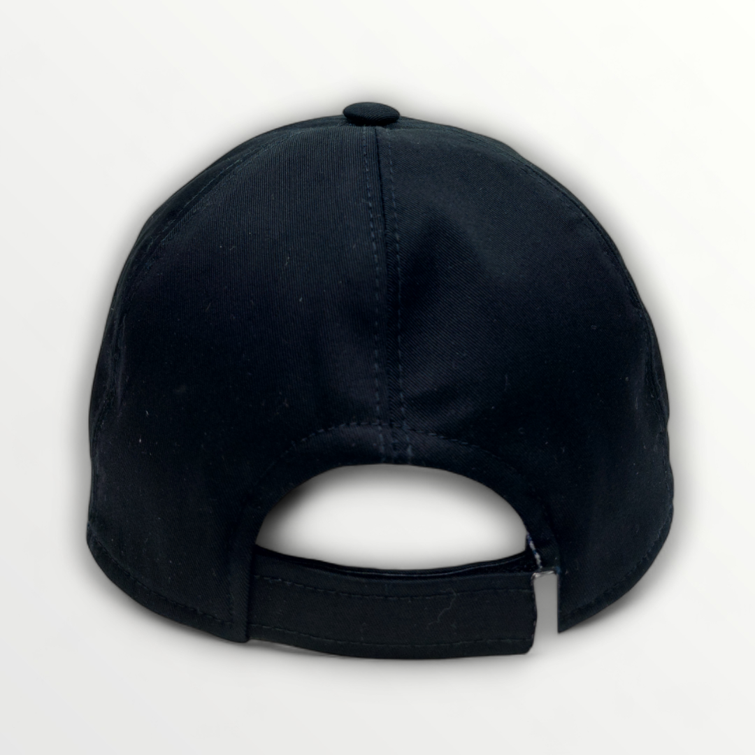 Cotton baseball cap by Casmik, Primavera/Estate collection, showcasing a classic design with a curved brim and breathable fabric.