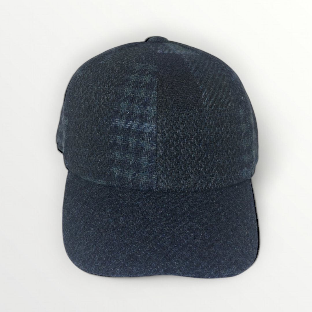 Blue and gray checkered wool baseball cap by Autunno/Inverno, stylish winter accessory with a classic design.