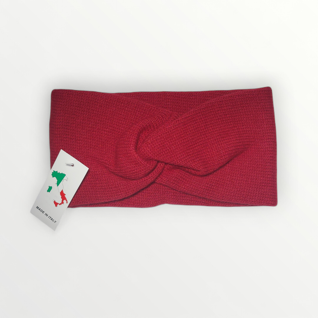 Soft women's hair band made of luxurious wool and cashmere, perfect for autumn and winter seasons.