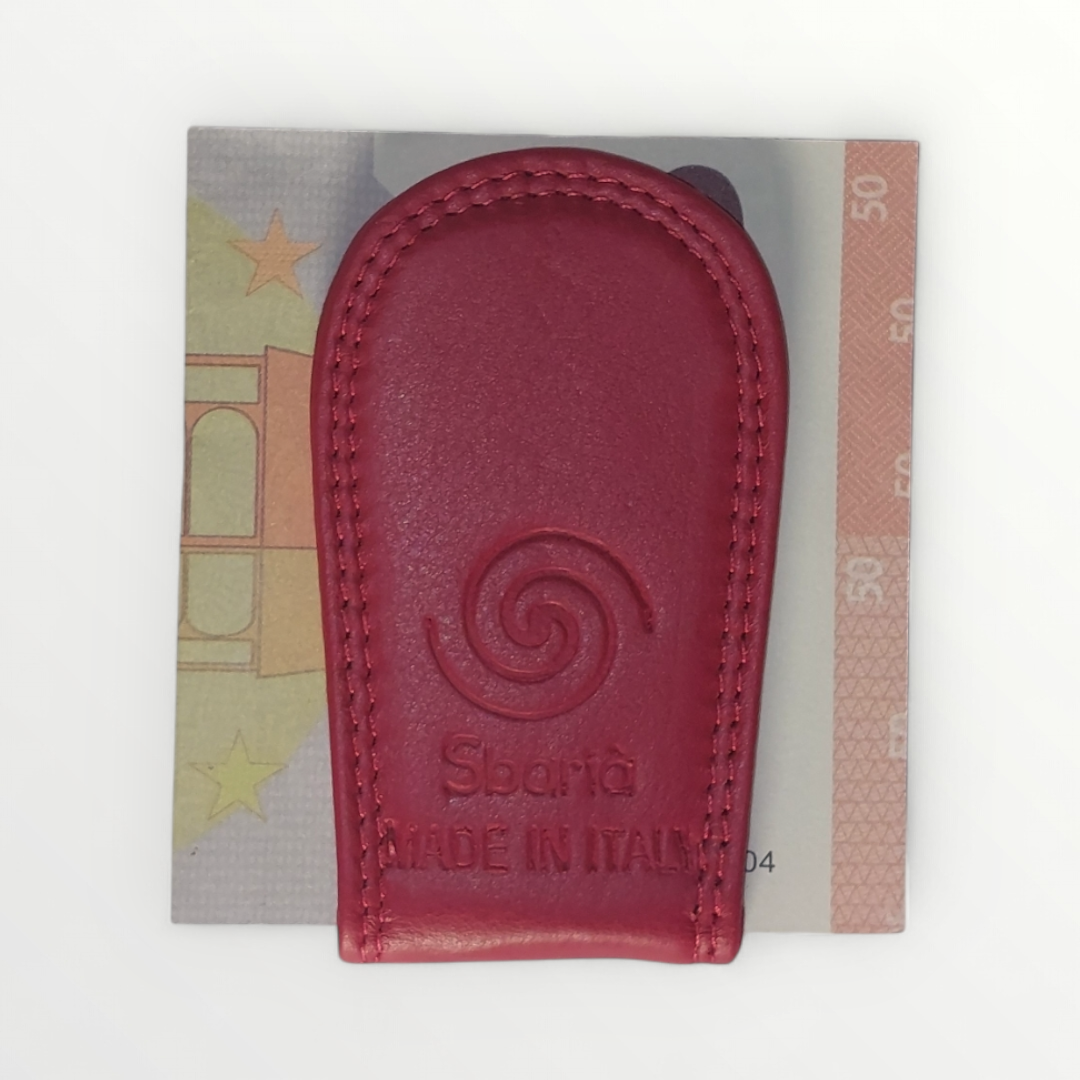 Fermasoldi magnetic genuine leather wallet with multiple card slots and a sleek design, shown in black leather.