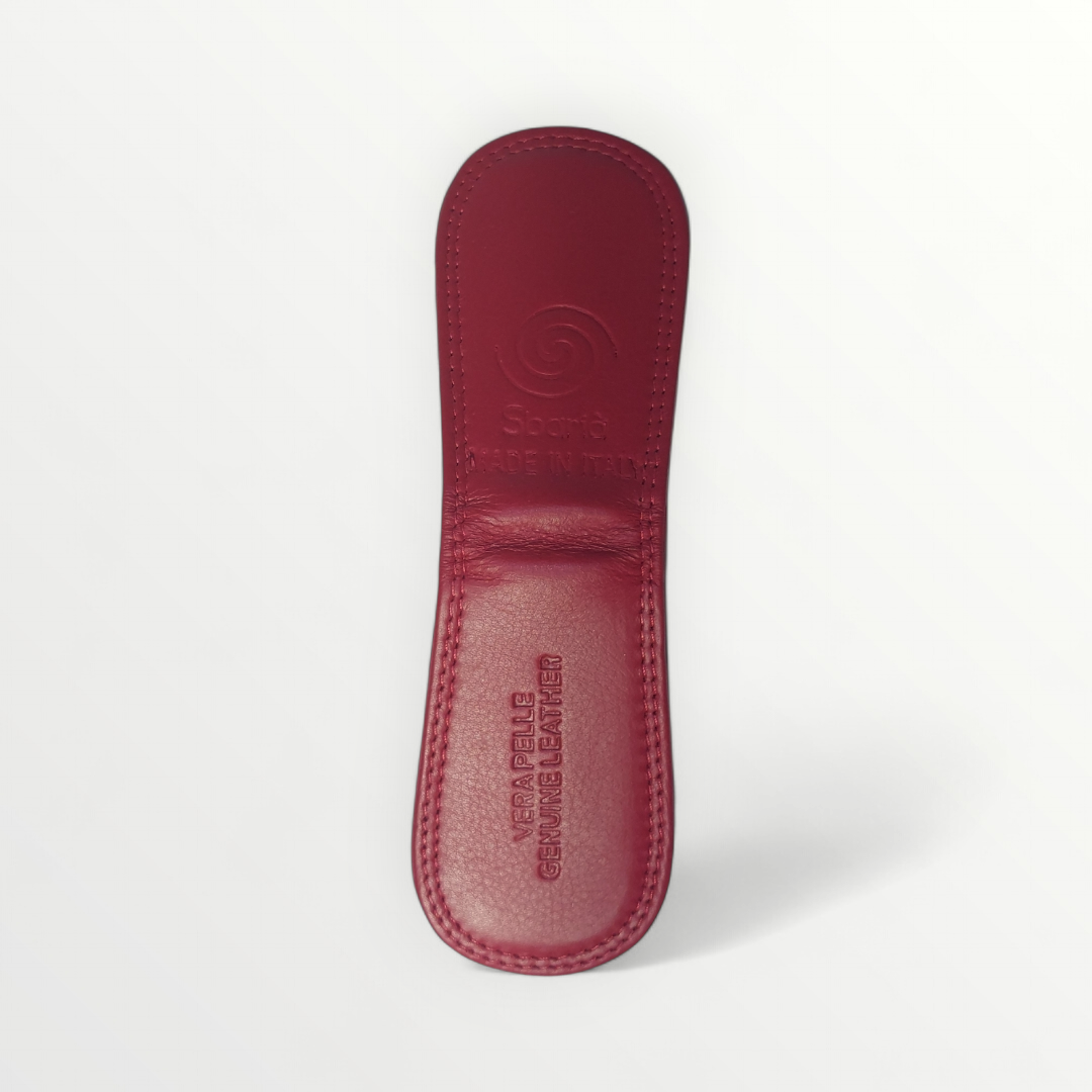 Fermasoldi magnetic genuine leather wallet showing its sleek black design with multiple card slots and a secure magnetic closure.