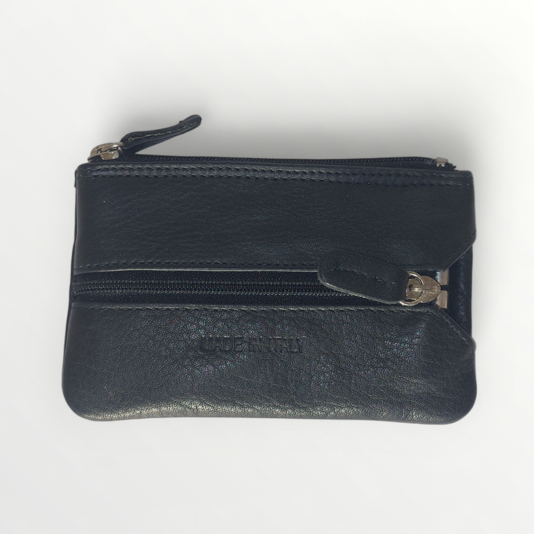 Double leather key holder from Portachaivi featuring a sleek, genuine leather wallet with multiple compartments.