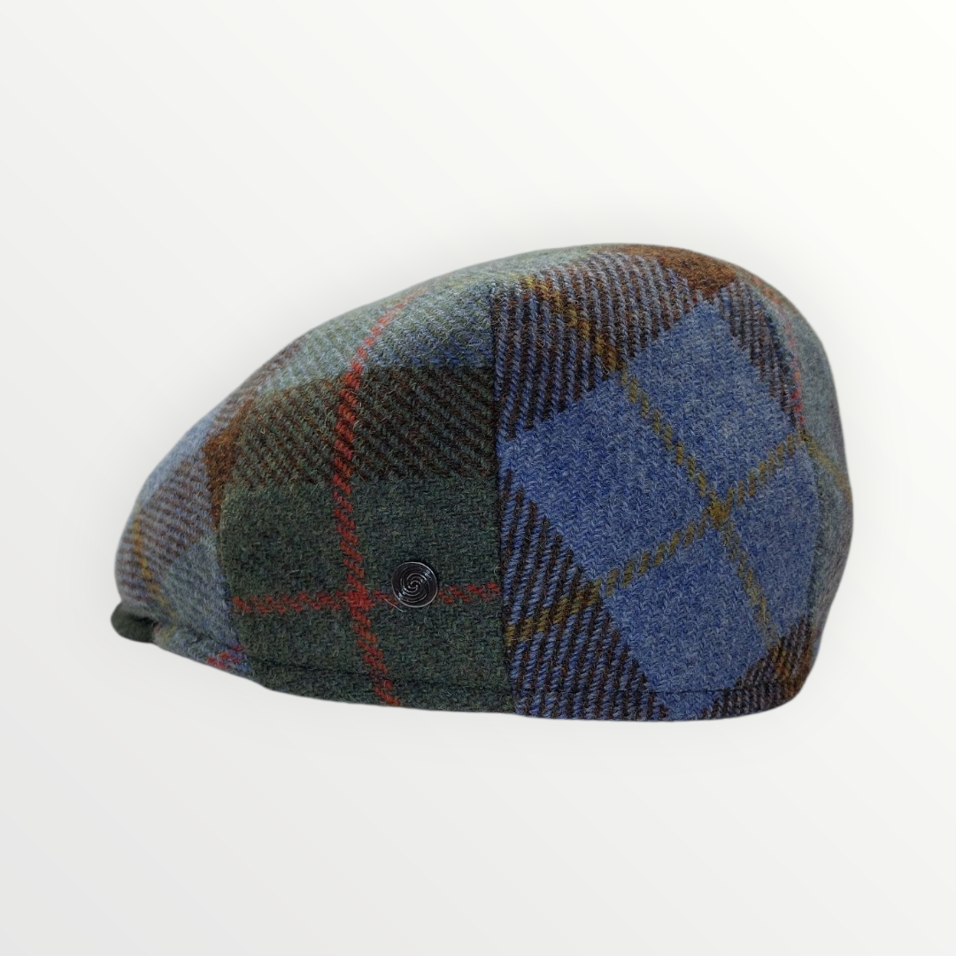 Coppola Sbarià Taormina quadri oliva in lana vergine, natural olive-green wool cap with a classic design and textured fabric.