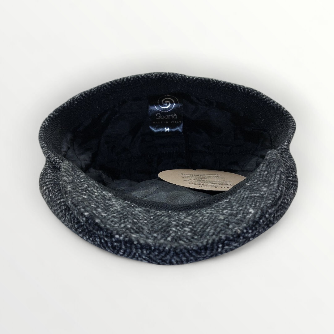 Sbarià Coppola Inglese Oxford in grey wool, stylish and warm, featuring classic design with a structured brim and textured fabric.