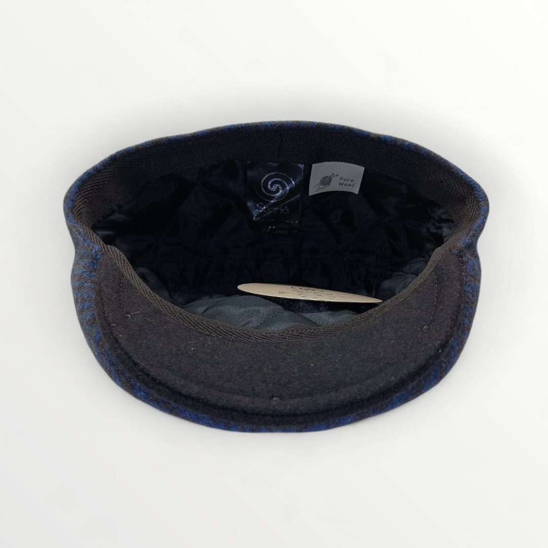 Sbarià Coppola Taormina in lana blu variopinto, stylish wool hat with vibrant multicolor pattern, perfect for cold weather.