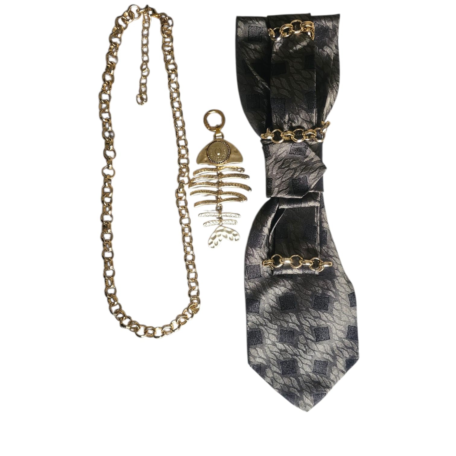Gold Mystic Fish Cravatta Gioiello by Claudia De Rosa Jewelry featuring a detailed fish pendant on a stylish necktie accessory.