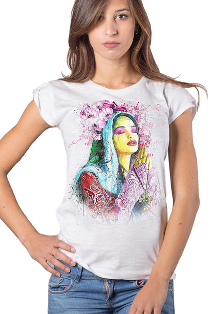 Bianca donna T-shirt by STREET STYLE with distressed urban design, made from 100% organic cotton for a stylish streetwear look.