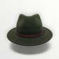 Cappello Fedora Oval in feltro di lana oliva e cinturino in pelle "Waterproof and Crushable"