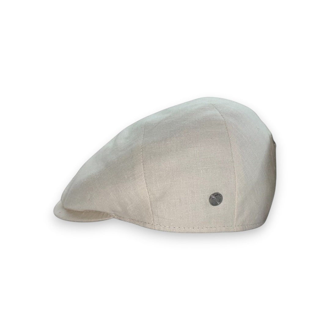 Sbarià ecru 100% virgin linen flat cap with metal logo pin detail. Breathable and lightweight for sunny days.