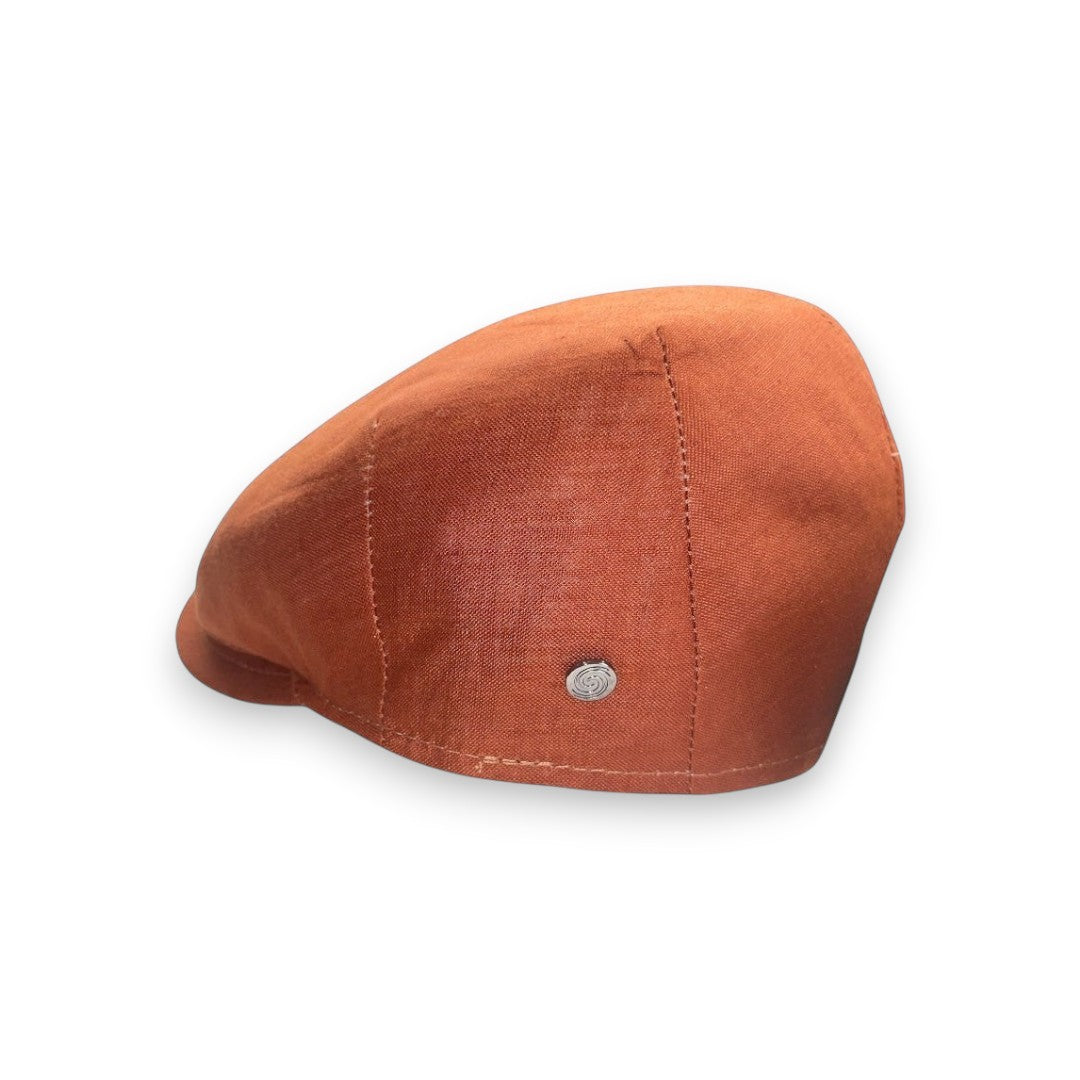 Sbarià orange 100% virgin linen flat cap with metal logo pin detail. Lightweight and breathable for sunny days.